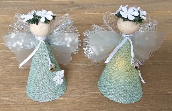 2er Set Glücksfee "Anni" grün klein stehend mit Teelicht Bastelpackung 11cm