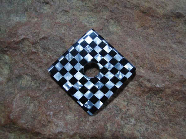 Ringscheibe Acryl Quadrat schwarz-weiß Perlmutt 33mm